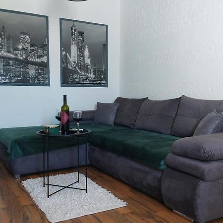 Apartment Zana Pirovac Extérieur photo